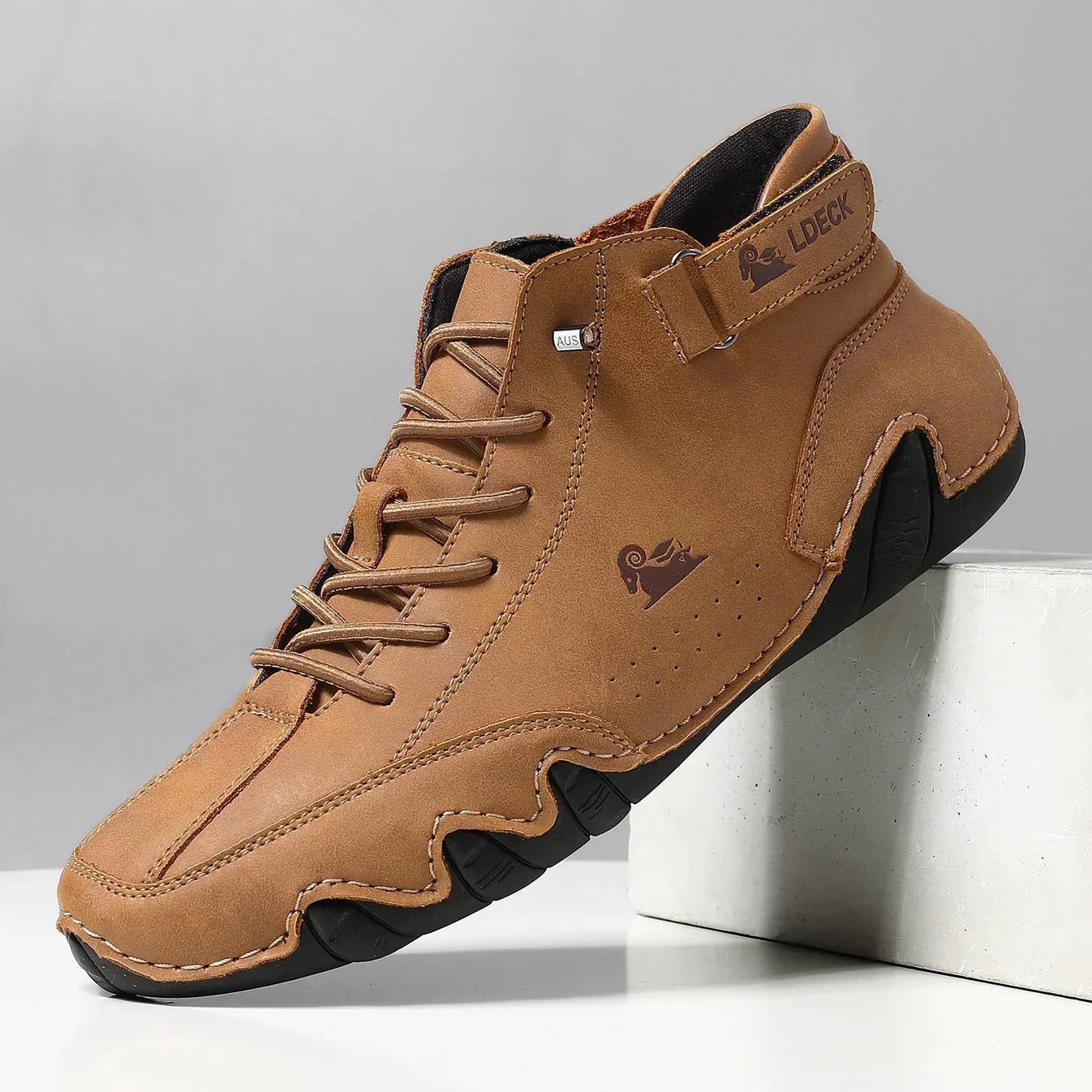 LDECK • Orthopedic sneakers for daily comfort